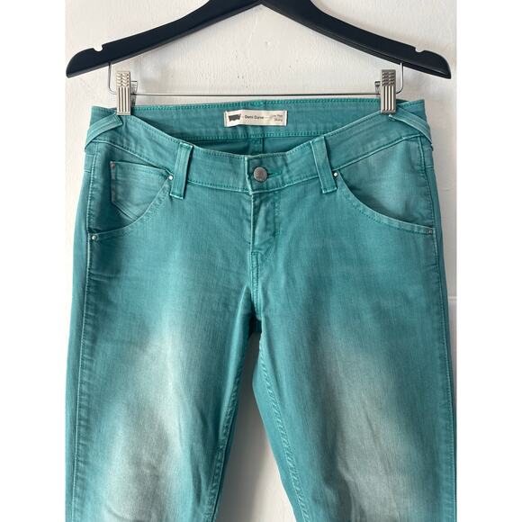 NWOT Levi’s Low Rise Demi Curve Skinny jeans mint condition Size W28 L32 - Picture 1 of 12